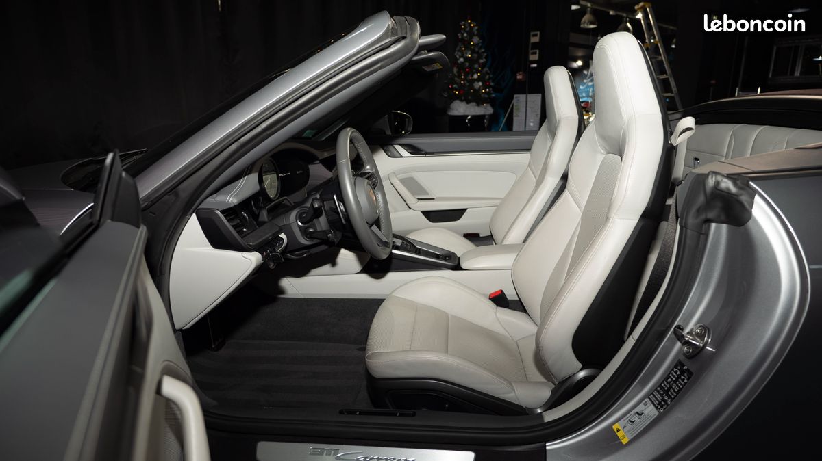 Porsche 911 (992) cabriolet carrera (image 4)