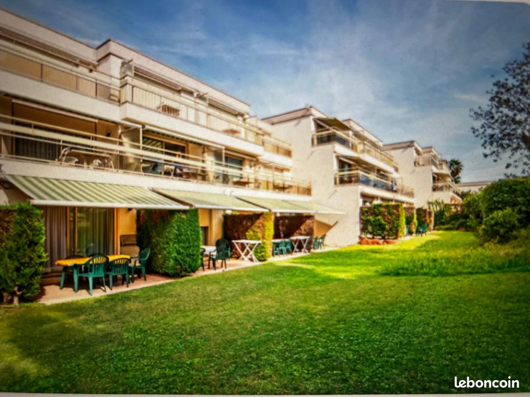 Appartement 3 pièces 55 m² · à Saint-Raphaël · 55 m² · 1 400 €