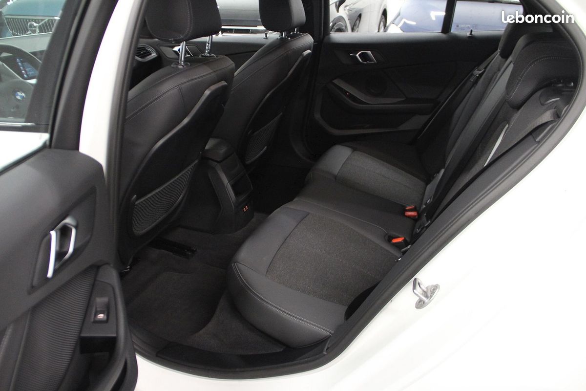 Bmw SERIE 1 (F40) 118IA 136CH BUSINESS DESIGN DKG7 (image 24)