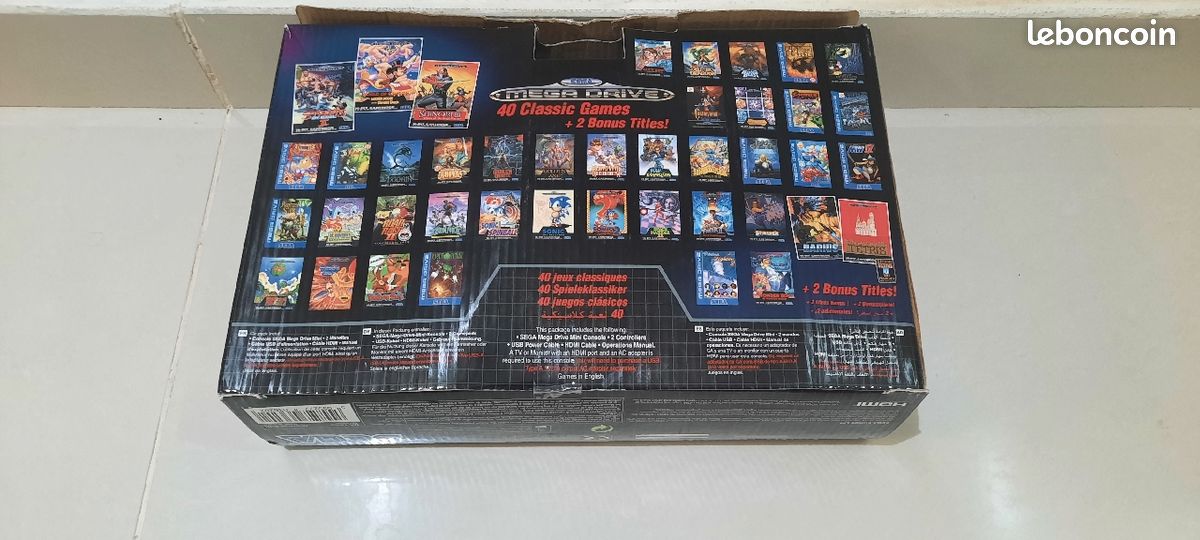 SEGA Mega drive mini - 42 jeux - 2 manettes - Parfait état (image 4)