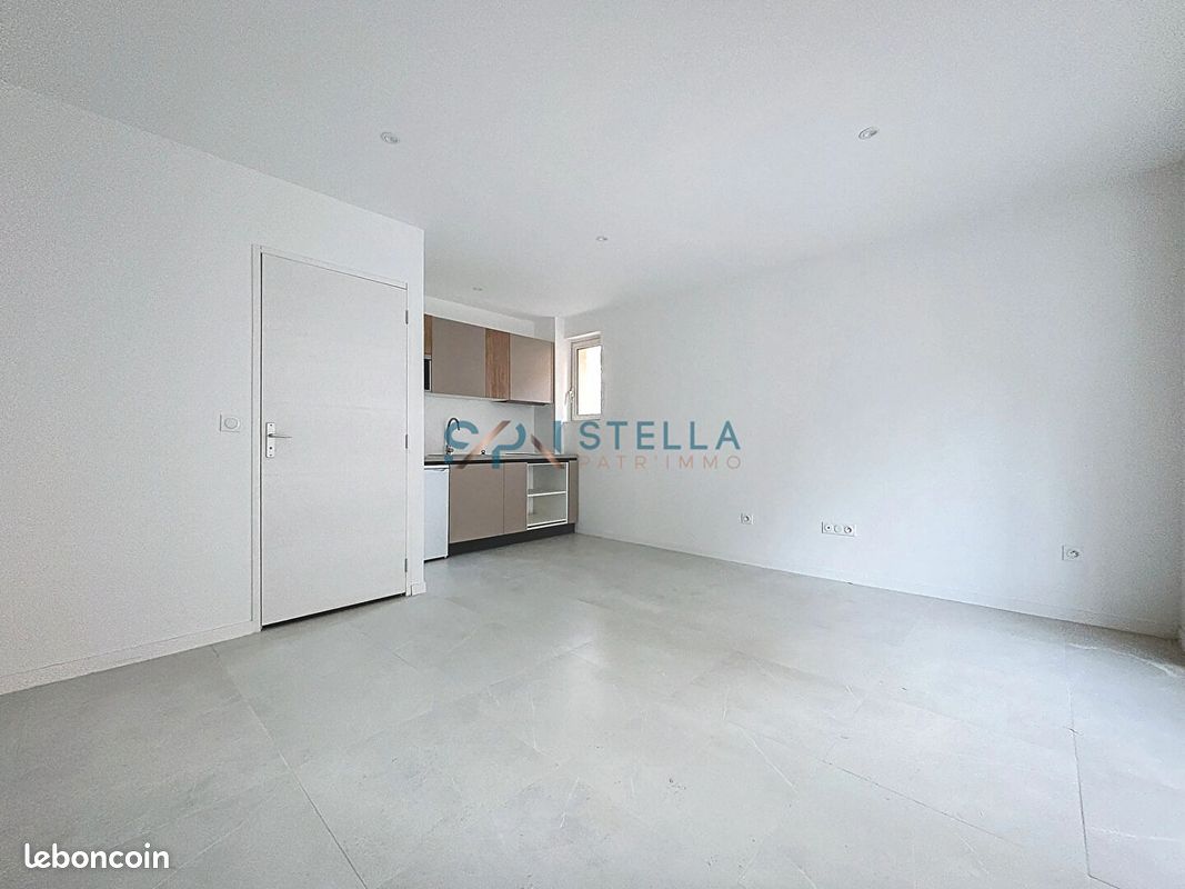 Appartement 1 pièce 28 m² · à Ajaccio · 28 m² · 640 €/mois