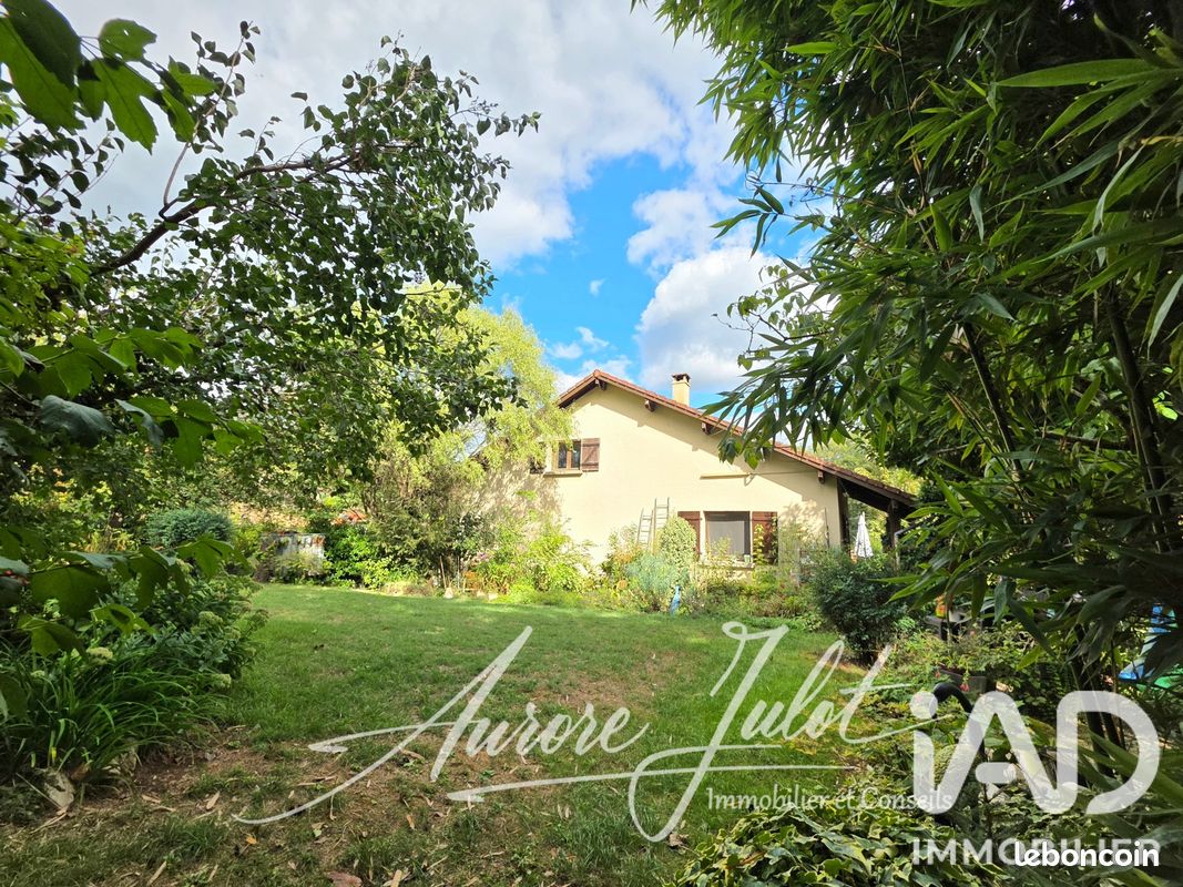 Maison 6 pièces 121 m² · à La Bâtie-Montgascon · 121 m² · 219 000 €