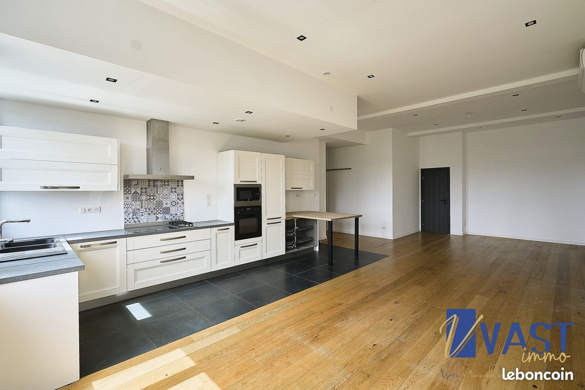 Appartement 3 pièces 89 m² · à Tourcoing · 89 m² · 245 000 €