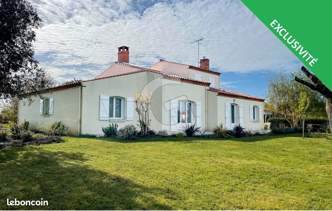 Maison 6 pièces 152 m² · à La Jonchère · 152 m² · 368 700 €