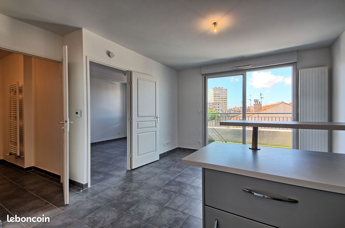 Appartement 2 pièces 40 m² · à Toulon · 40 m² · 720 €/mois