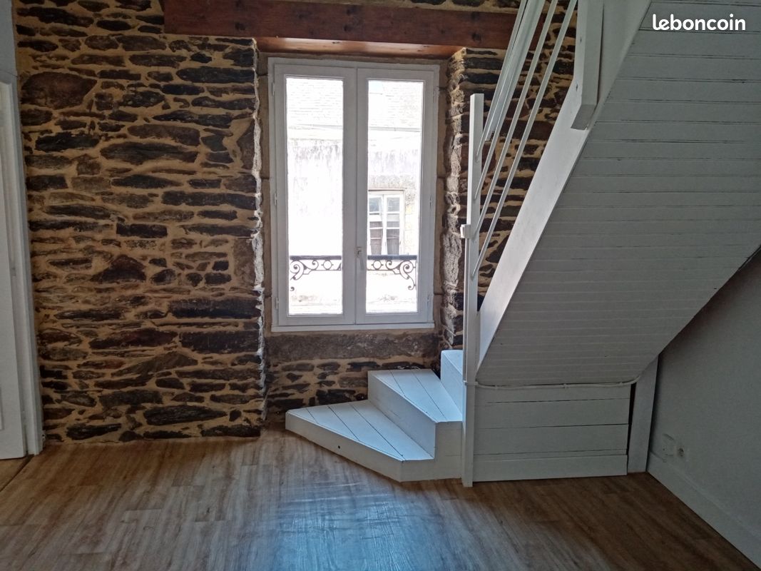 Appartement 4 pièces 60 m² · à Carhaix-Plouguer · 60 m² · 700 €/mois
