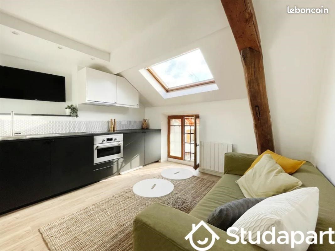 Appartement 2 pièces 27 m² · à Corbeil-Essonnes · 27 m² · 918 €/mois