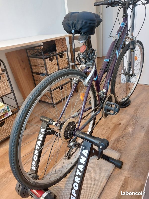 Vends velo+home traîner (image 1)
