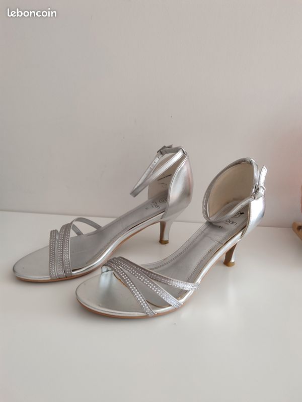 Chaussures (image 1)