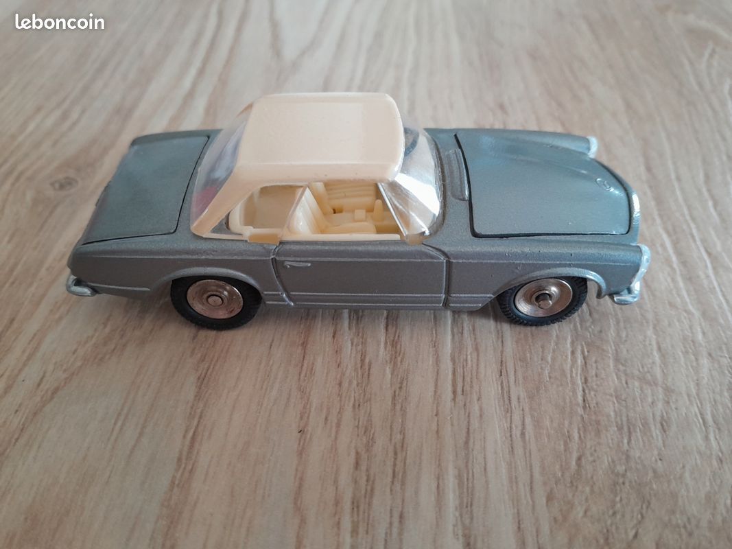 Dinky toys mercedes benz 230 sl (image 3)
