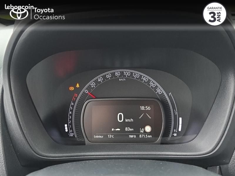 Toyota Aygo X 1.0 VVT-i 72ch Dynamic MY23 (image 14)