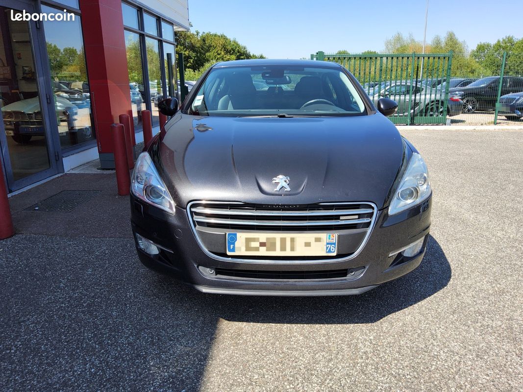 PEUGEOT 508 HYBRID4 2.0 HDi 163ch FAP BMP6 + Electric 37ch Féline (image 3)