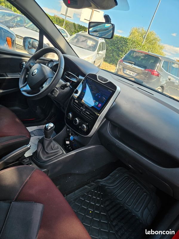 RENAULT Clio IV 1.5 dCi FAP eco2 75 cv ( 151 000 km ) (image 4)