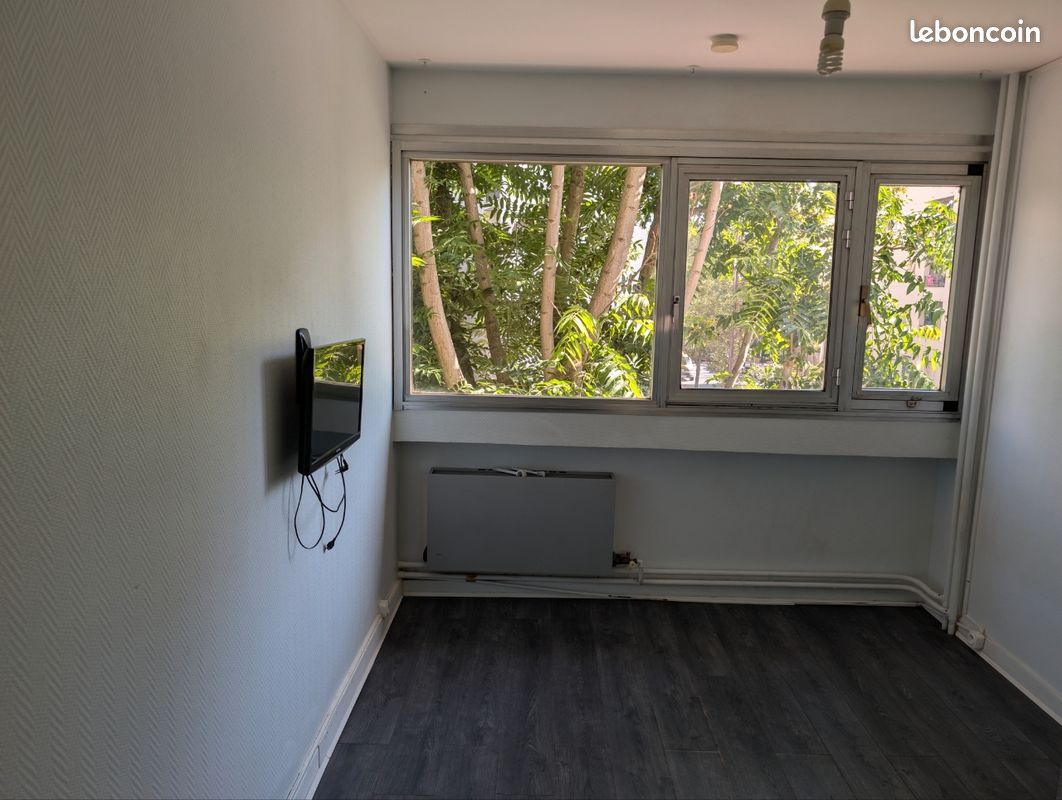 Appartement 1 pièce 12 m² · à Paris · 11,8 m² · 119 000 €