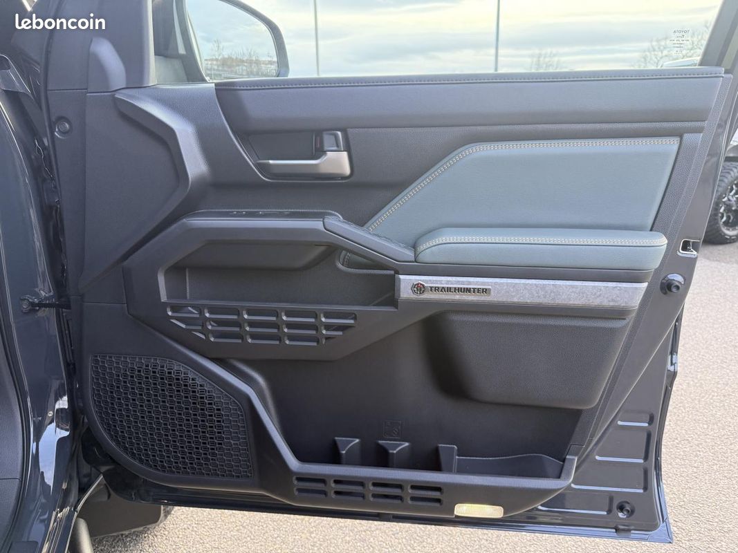 TOYOTA TACOMA 4X4 Double Cab Hybrid Trailhunter (image 11)