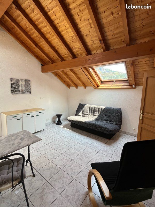 Appartement 1 pièce 28 m² · à Thyez · 28 m² · 475 €