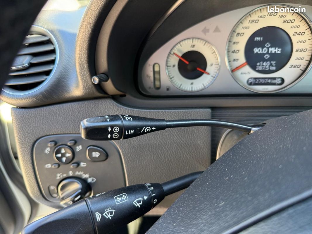 MERCEDES CLK Coupé 55 AMG - C209 facelift - BVA - TO - Garantie 12 mois (image 19)