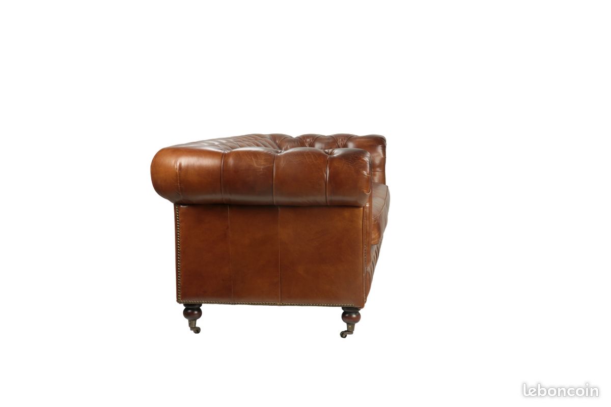 Canapé Chesterfield en Cuir Vintage Cigare - Livraison OFFERTE - Decoduweb (image 3)