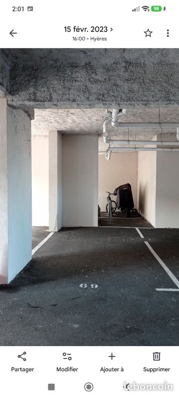 A vendre place de parking couvert à hyères · 20 500 €