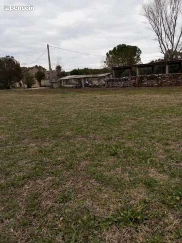 Terrain 818 m² Chateaurenard · à Châteaurenard · 215 000 €