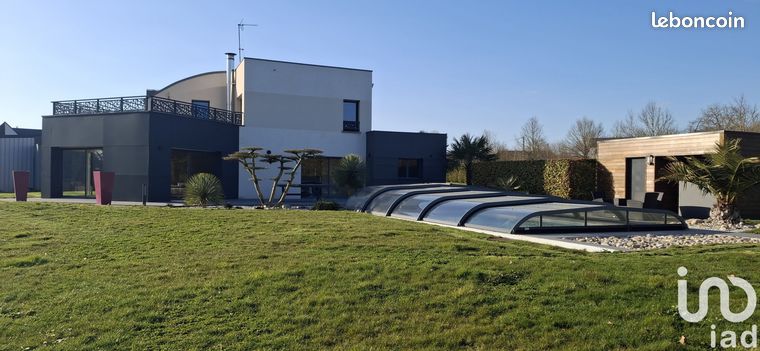 Maison 5 pièces 203 m²