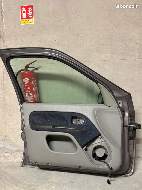 Porte Clio II (image 3)