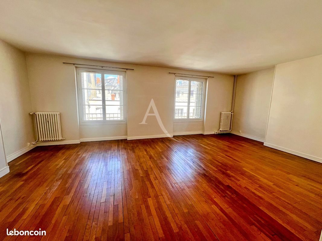 Appartement 3 pièces 94 m² · à Orléans · 94 m² · 1 030 €/mois