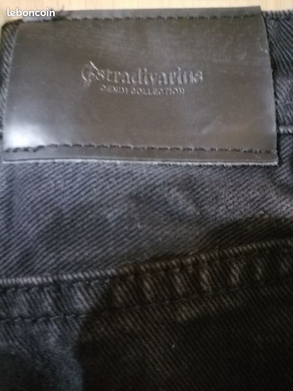 Vends jupe jeans noir T36 - Stradivarius (image 3)