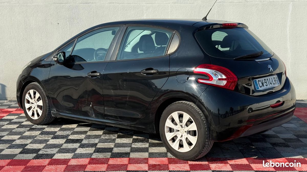 PEUGEOT 208 1.0 VTI 68 Cv ACCESS (image 4)