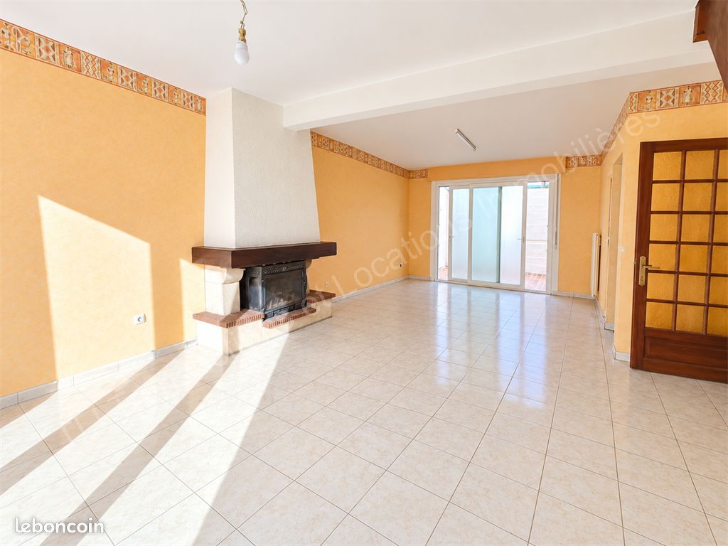 Maison 5 pièces 132 m² · à Téteghem-Coudekerque-Village · 132 m² · 212 000 €