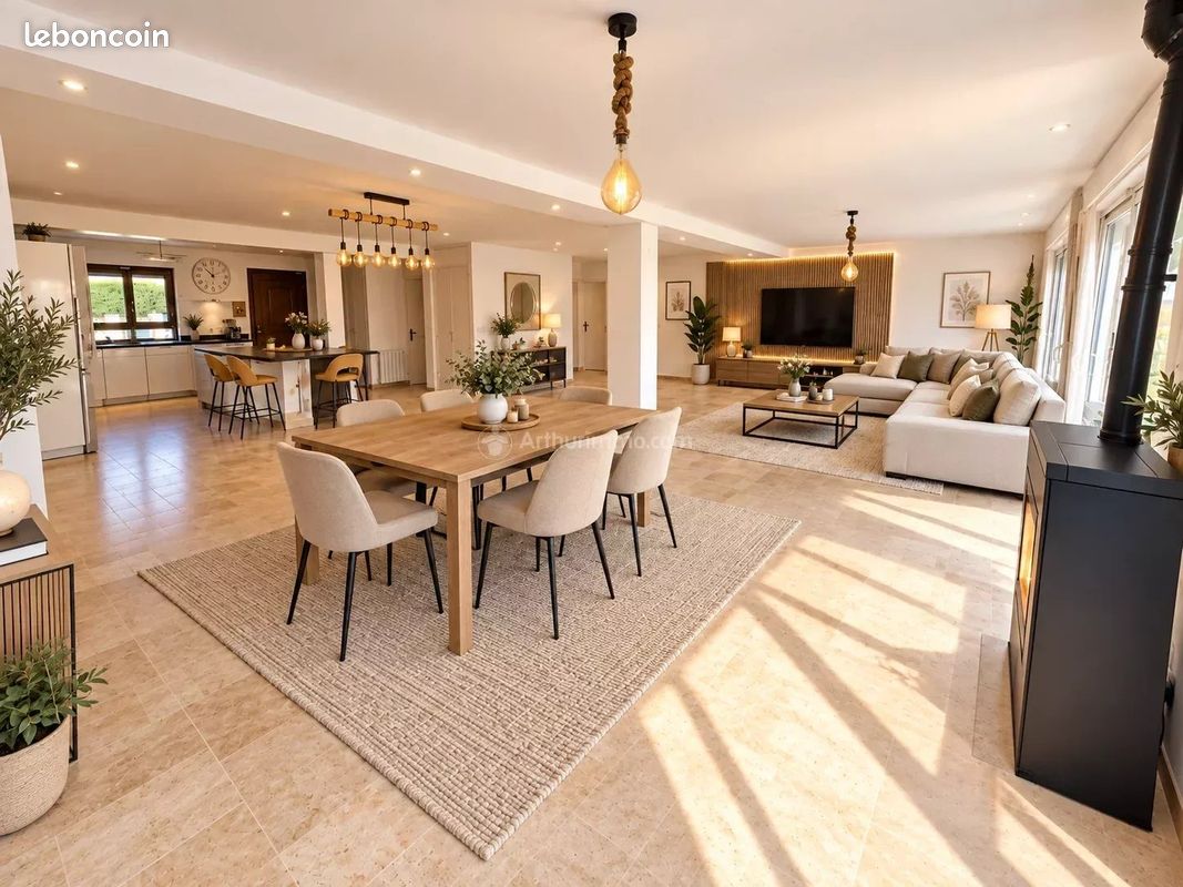Maison 7 pièces 194 m² · à Bailly-Romainvilliers · 194 m² · 695 000 €