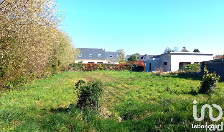 Terrain 953 m² Pleuven