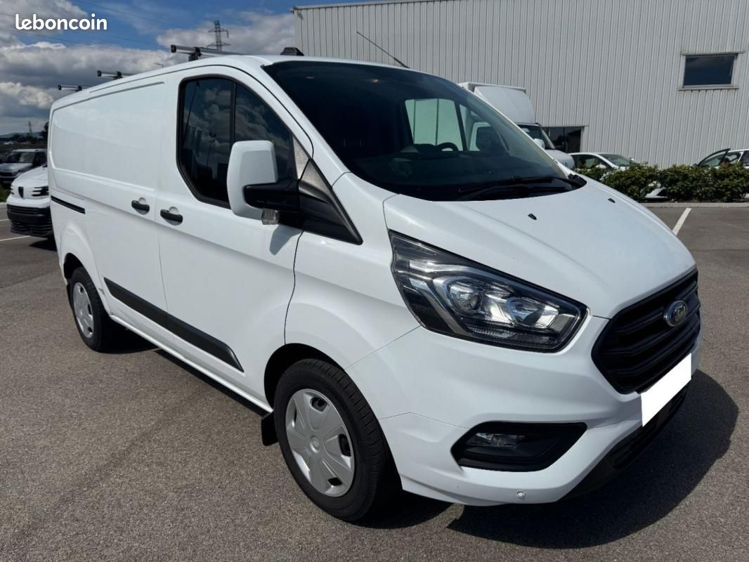 Ford Transit Custom FOURGON 320 l1h1 2.0 TDCi 130 Trend (image 1)