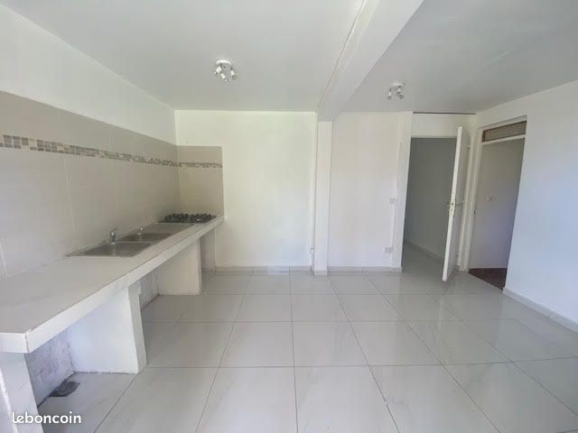 Appartement 2 pièces 34 m² · à Le Moule · 34 m² · 600 €/mois