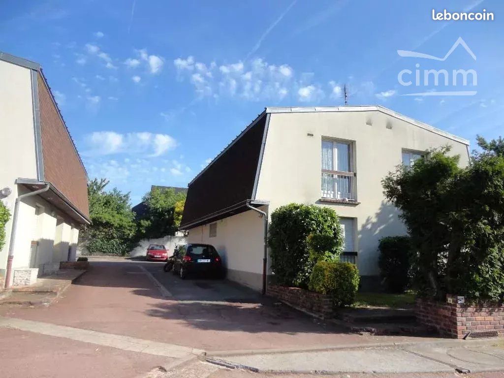 Appartement 1 pièce 23 m² · à Antony · 23 m² · 618 €
