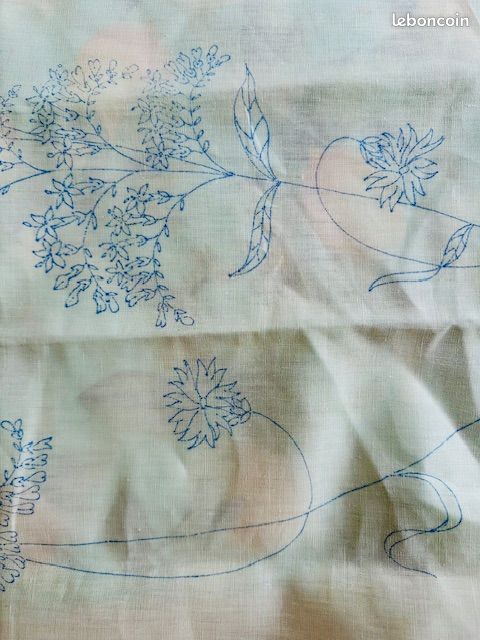 Lot de 4 broderies traditionnelles écru et nlanc (image 4)
