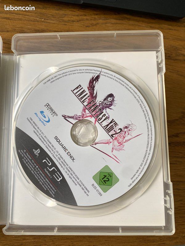 FINAL FANTASY XIII-2 PACK DE PRECOMMANDE PS3
