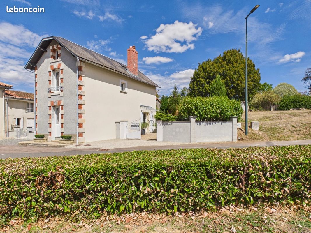 Maison 3 pièces 68 m² · à Pressac · 68 m² · 104 500 €