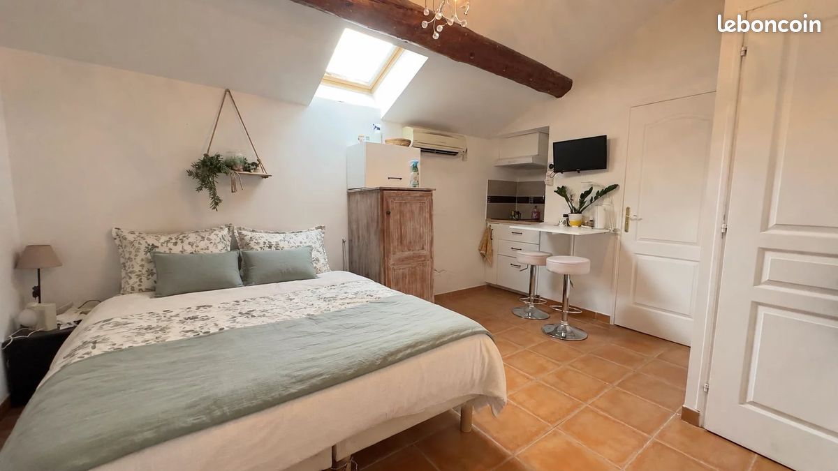 Appartement 1 pièce 18 m² · à Rousset · 18 m² · 596 €
