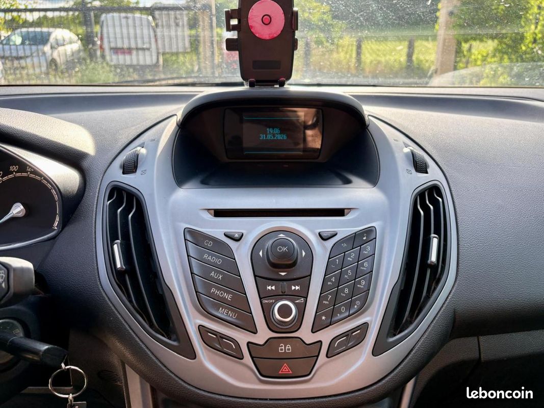 FORD B-MAX 1.4i - 90 Trend (image 13)
