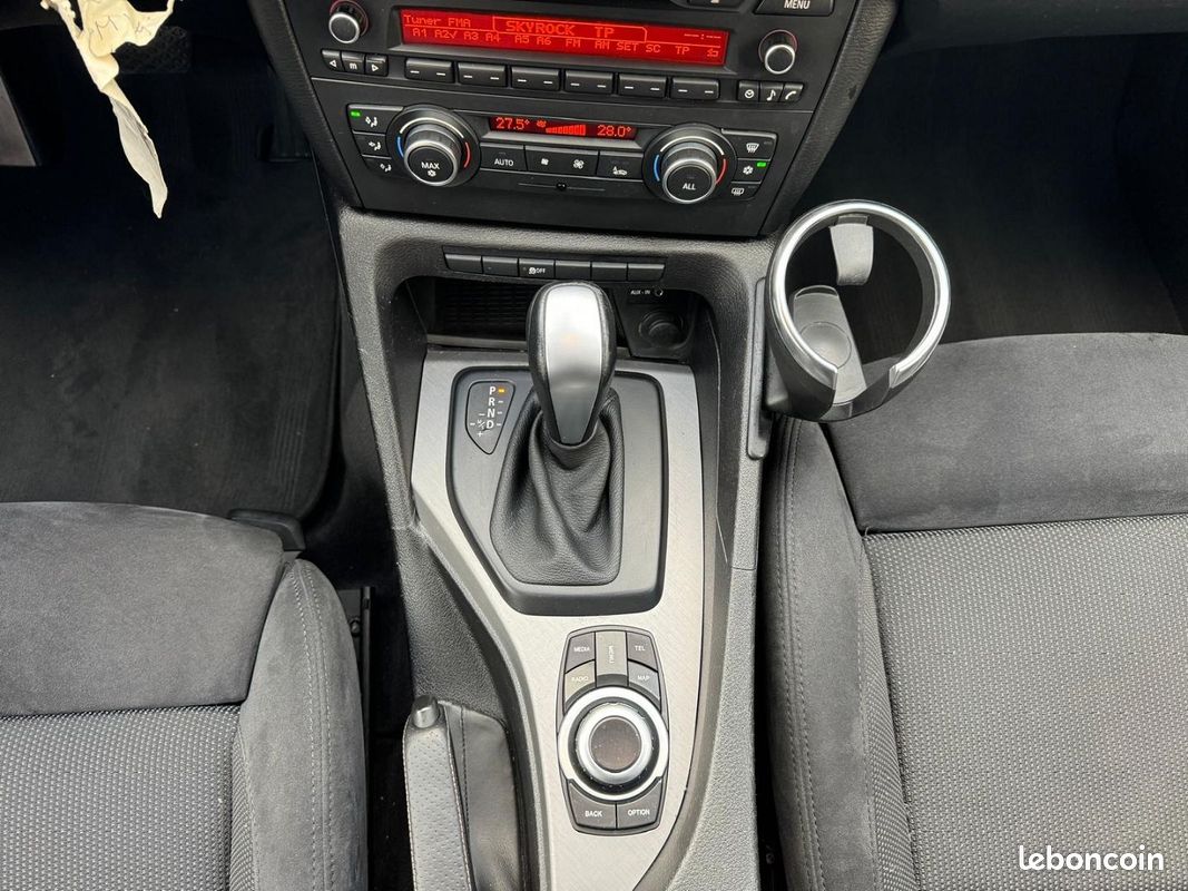 Bmw X1 (E84) SDRIVE18DA 143CH SPORT DESIGN (image 10)