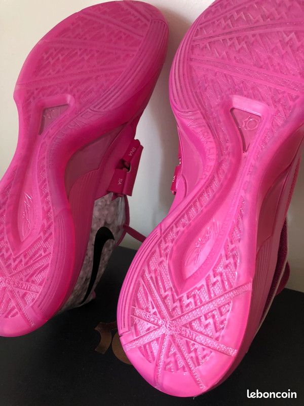 Nike KD Rose rouge 36 Chaussures