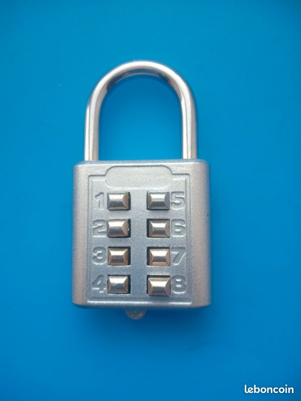 Cadenas à touches à combinaison unique, jamais servi (Neuf) (image 1)