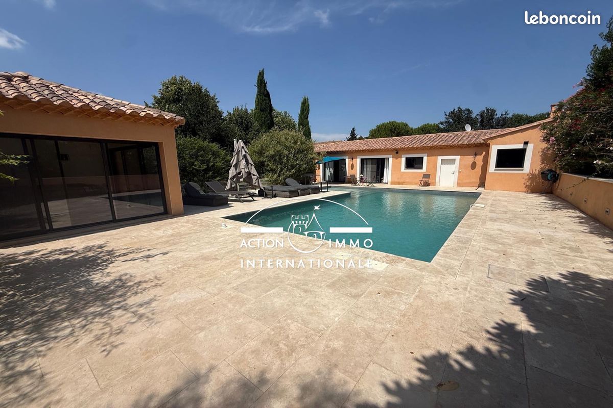 Maison 7 pièces 217 m² · à Arles · 217 m² · 892 000 €