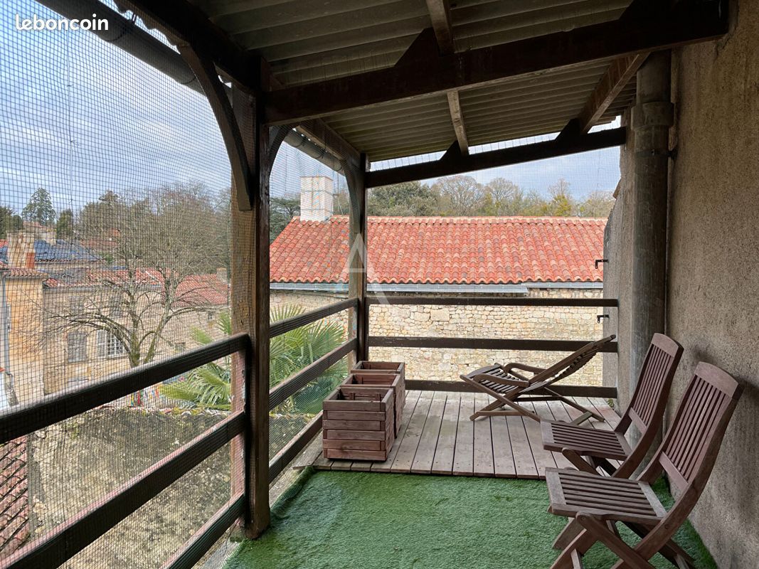 Local commercial 109 m² · à Fontenay-le-Comte · 109 m² · 145 000 €
