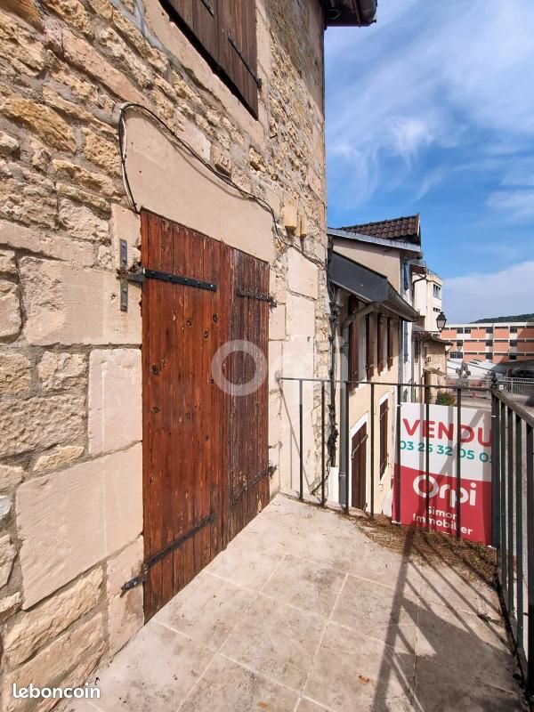 Maison 4 pièces 98 m² · à Joinville · 98 m² · 28 000 €