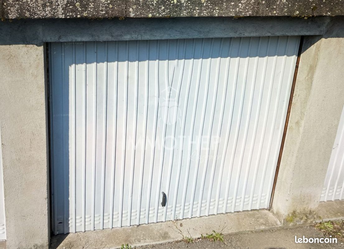 Parking 15 m² · à La Tronche · 15 m² · 24 000 €