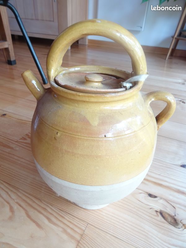 Grand pot jaune émaillé de la région Sud-Ouest (image 1)
