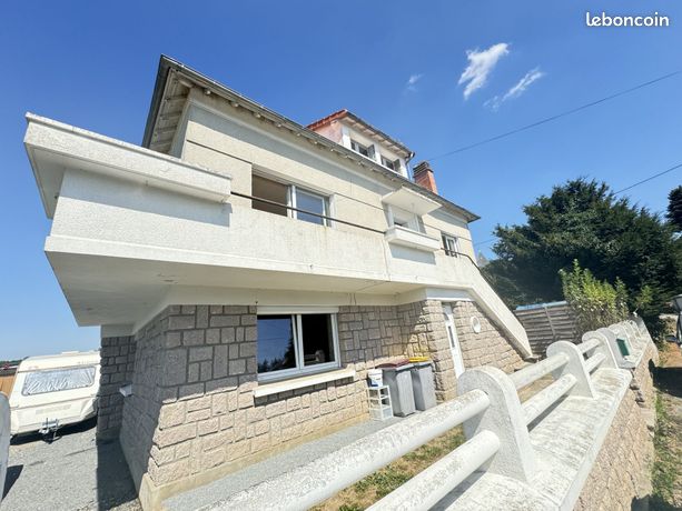 Maison 9 pièces 305 m²