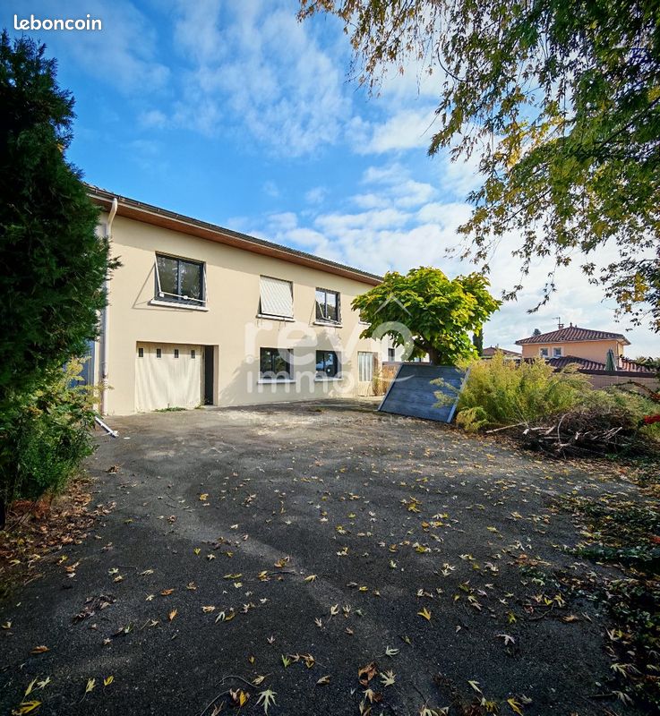 Maison 6 pièces 171 m² · à Genay · 171 m² · 439 000 €